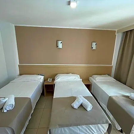 Отель Casthotels Leblon Эл Аренал