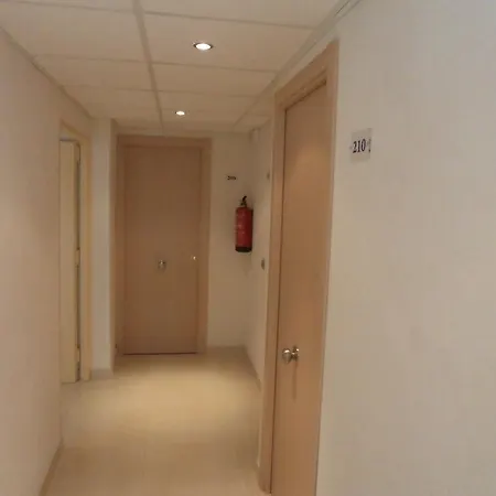 Отель Casthotels Leblon 3*
