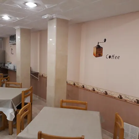 Отель Casthotels Leblon 3*